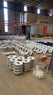 kopen Sterk corrosiebestendig geverfd spoorwielmateriaal voor zware werkzaamheden op spoorwegen online manufacture