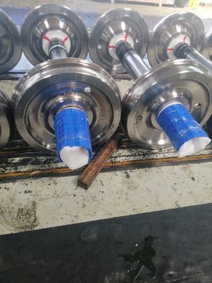 Bogie Locomotive Train Wheels , Rail Wheel Set ER7 ER8 ER9 Material